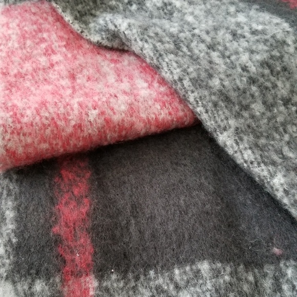 PLAID OBLONG SCARF - Picture 4 of 4